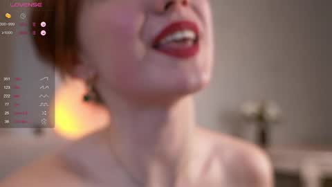 Snapshot of lynnalltop chatting on March 2025 11:18:01 AM Natasha online show from March 2025 11:18:01 AM