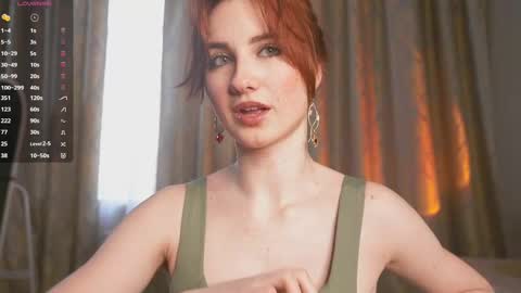 Snapshot of lynnalltop chatting on March 2025 04:08:02 AM Natasha online show from March 2025 04:08:02 AM