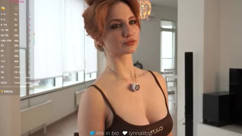 Snapshot of lynnalltop chatting on October 2025 04:24:01 AM Natasha online show from October 2025 04:24:01 AM