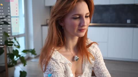 Snapshot of lynnalltop chatting on November 2025 05:19:01 AM Natasha online show from November 2025 05:19:01 AM