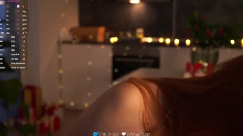 Snapshot of lynnalltop chatting on January 2026 04:25:01 AM Natasha online show from January 2026 04:25:01 AM