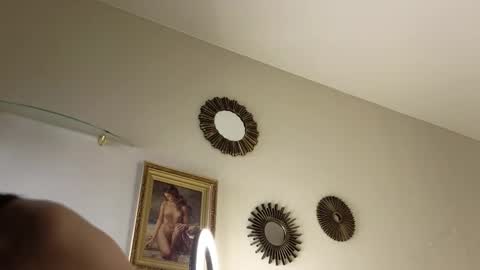 Snapshot of lynngroves chatting on February 2025 04:53:02 PM Lola online show from February 2025 04:53:02 PM