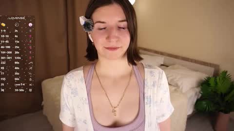 Snapshot of lynngroves chatting on January 2026 06:13:02 PM Lola online show from January 2026 06:13:02 PM