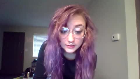 Snapshot of lynnkitten69000 chatting on March 2026 01:50:01 PM Lynn online show from March 2026 01:50:01 PM