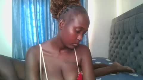 Chloe online show from February 2026 12:56:02 PM