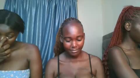 Chloe online show from February 2026 11:06:02 AM