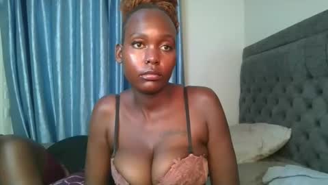 Chloe online show from February 2026 10:33:01 PM