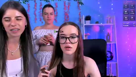 lyra_desire online show from July 2026 12:51:02 PM