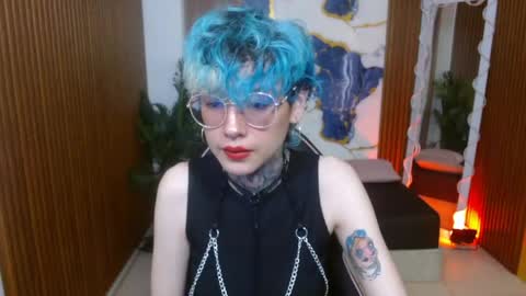 lyra_tay online show from April 2026 07:31:02 PM
