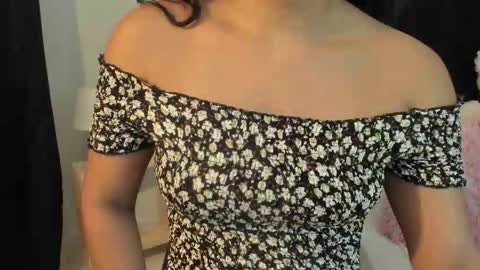 Lyriadiamond online show from January 2026 07:19:02 PM