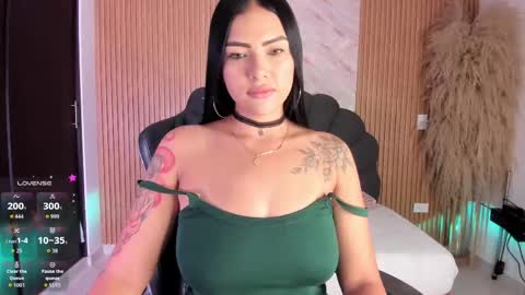 Snapshot of lys_with chatting on September 2025 09:04:02 PM VIVIANA online show from September 2025 09:04:02 PM