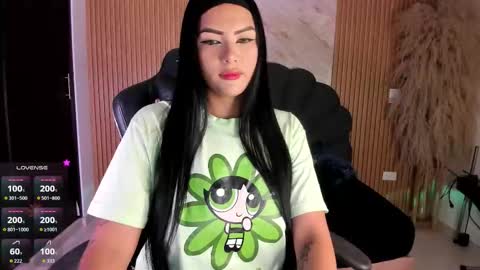 Snapshot of lys_with chatting on September 2025 01:51:02 AM VIVIANA online show from September 2025 01:51:02 AM