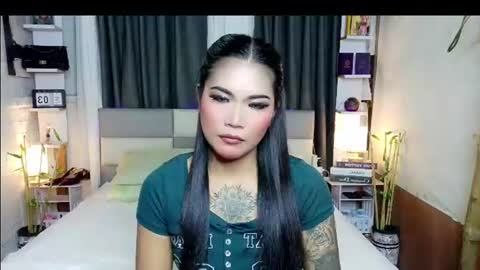 lytatto_lashes online show from July 2026 01:29:02 PM