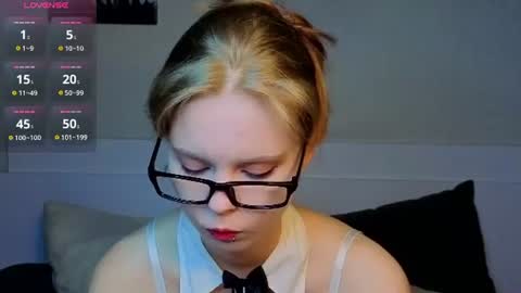 Snapshot of lyucy chatting on August 2026 09:06:01 PM Julie online show from August 2026 09:06:01 PM
