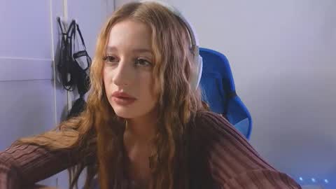 Mila online show from February 2026 06:22:01 AM