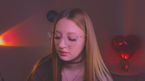 Mila online show from February 2026 05:27:01 AM