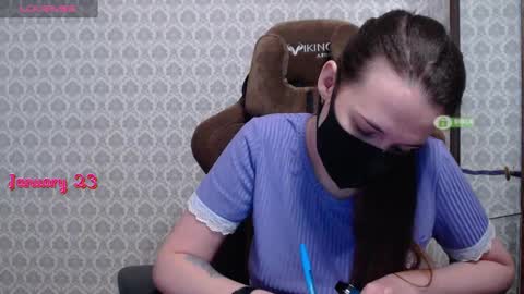 Snapshot of m00n8kiki chatting on January 2025 07:11:02 AM Ksu online show from January 2025 07:11:02 AM