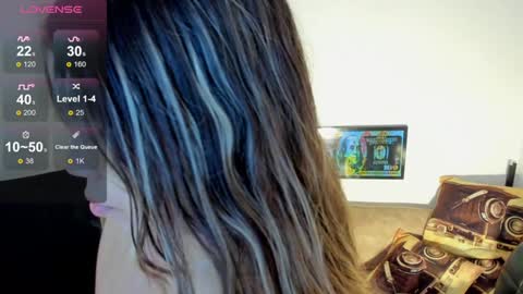 Snapshot of m1lk_choc chatting on January 2025 02:41:01 PM Mila online show from January 2025 02:41:01 PM