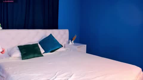 Snapshot of m1m1_angels chatting on February 2026 01:15:02 AM Mimi GTM1 0200am-0945am Mon Tue Wed Thu Fri online show from February 2026 01:15:02 AM