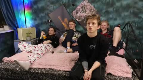 m1shq online show from March 2025 09:57:01 PM