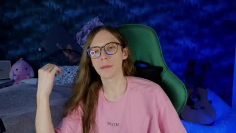 m1shq online show from September 2025 02:50:02 PM