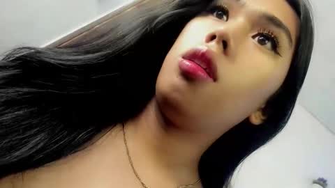 Janelovesu online show from May 2026 12:39:01 AM