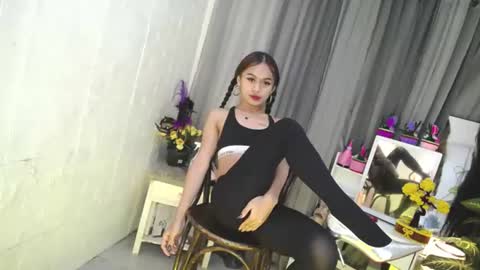 Cutie Yassie online show from July 2026 05:17:02 PM