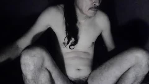 Snapshot of m444rk chatting on February 2025 11:09:02 PM SLoppYxXPeeHoLeXxGspotxX online show from February 2025 11:09:02 PM