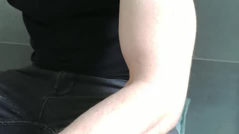 m4dh4tter24 online show from May 2026 10:53:02 AM