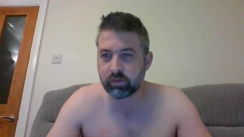 Mathew online show from November 2025 10:01:01 PM