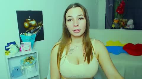Snapshot of m_vikki chatting on March 2026 04:01:01 PM Vikki online show from March 2026 04:01:01 PM
