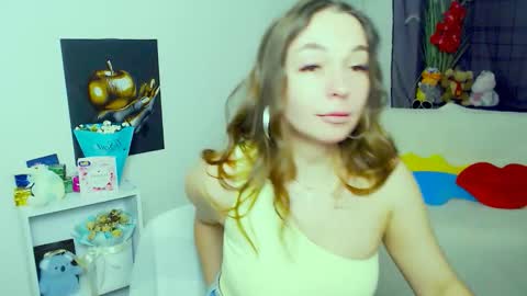 Snapshot of m_vikki chatting on March 2026 01:00:01 PM Vikki online show from March 2026 01:00:01 PM