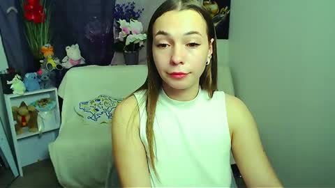 Snapshot of m_vikki chatting on May 2026 05:10:01 PM Vikki online show from May 2026 05:10:01 PM