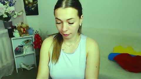Snapshot of m_vikki chatting on May 2026 09:49:01 AM Vikki online show from May 2026 09:49:01 AM
