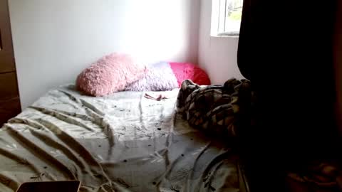 maaddy_thompson online show from April 2026 05:51:02 PM
