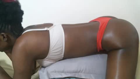 maars_mimi online show from September 2025 04:35:01 AM