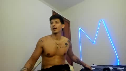 itgram pezlo josue online show from November 2025 02:05:01 PM