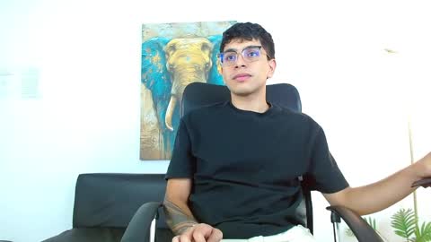 Max online show from March 2026 01:37:02 PM