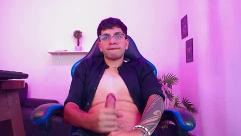 Max online show from April 2026 03:46:02 PM