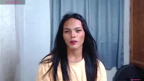 Divina online show from May 2026 01:16:01 PM