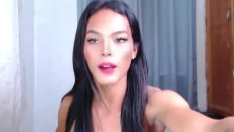 Divina online show from May 2026 06:07:02 AM
