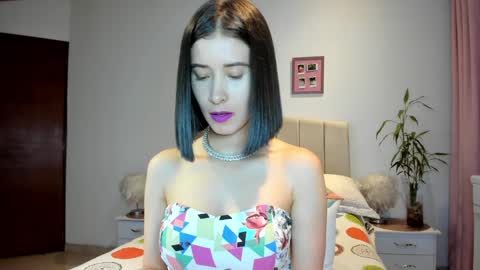 Snapshot of macarena_vallejo_ chatting on December 2024 01:47:02 AM Macarena online show from December 2024 01:47:02 AM