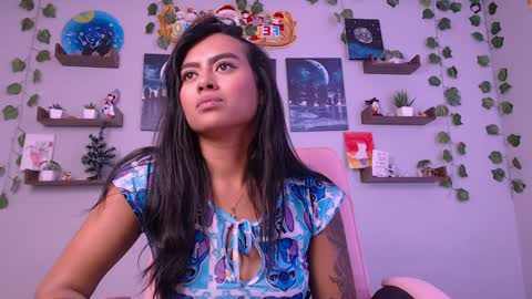 Snapshot of macey_hairy chatting on December 2024 06:53:01 PM Macey Elliot Modelo Independiente online show from December 2024 06:53:01 PM