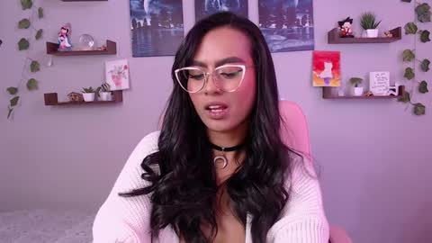 Snapshot of macey_hairy chatting on January 2025 02:26:01 PM Macey Elliot Modelo Independiente online show from January 2025 02:26:01 PM