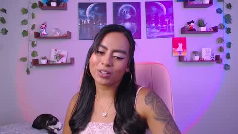 Snapshot of macey_hairy chatting on February 2025 05:53:02 PM Macey Elliot Modelo Independiente online show from February 2025 05:53:02 PM