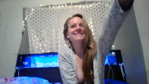 maceyloves online show from May 2026 02:05:02 AM