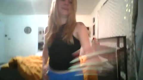 maceyloves online show from May 2026 03:57:02 AM