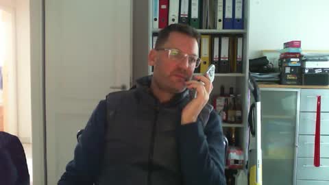 Snapshot of macfly67 chatting on December 2024 10:19:01 AM macfly67 online show from December 2024 10:19:01 AM