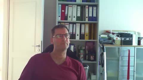 Snapshot of macfly67 chatting on September 2025 04:06:01 PM macfly67 online show from September 2025 04:06:01 PM