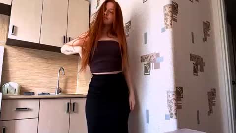 Nicole online show from June 2026 03:25:01 AM